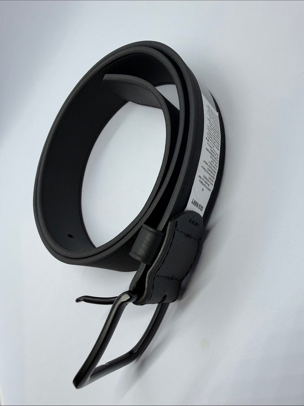 Old Navy Black Men's Smooth Leather Belt with Matte Black Buckle